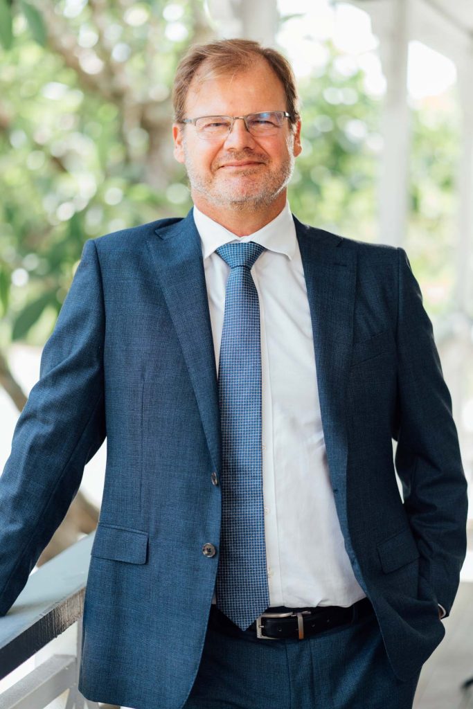 Alexander Kitchin - Managing Director, Senior Financial Adviser